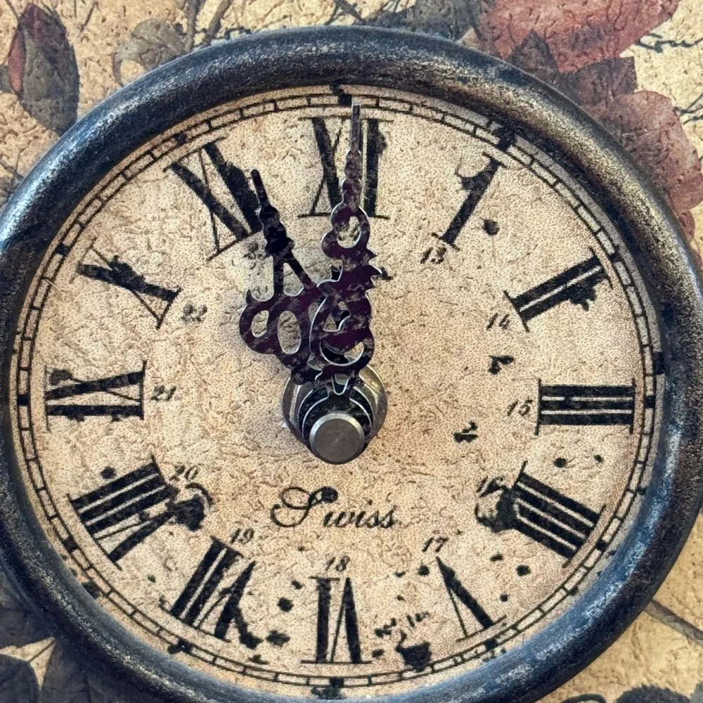 Vintage Style Floral Mantle Clock